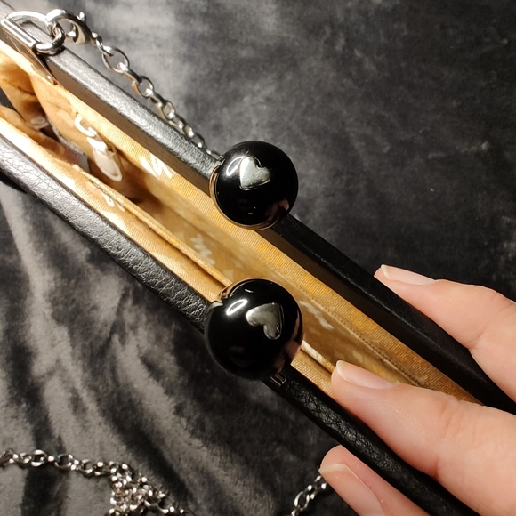 Stylish BRIGHTON Vera SECRET GARDEN Spring Butterfly Clutch Purse Bag Pouch EUC - Picture 10 of 13